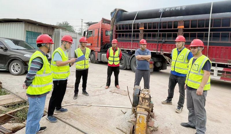 小井溝支渠項(xiàng)目部開(kāi)展國(guó)慶節(jié)前安全大檢查活動(dòng)