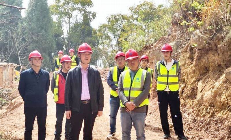 袁斌赴武都引水灌區（紅巖分干渠） 節水改造提升工程開展通水前檢查，為春灌保駕護航