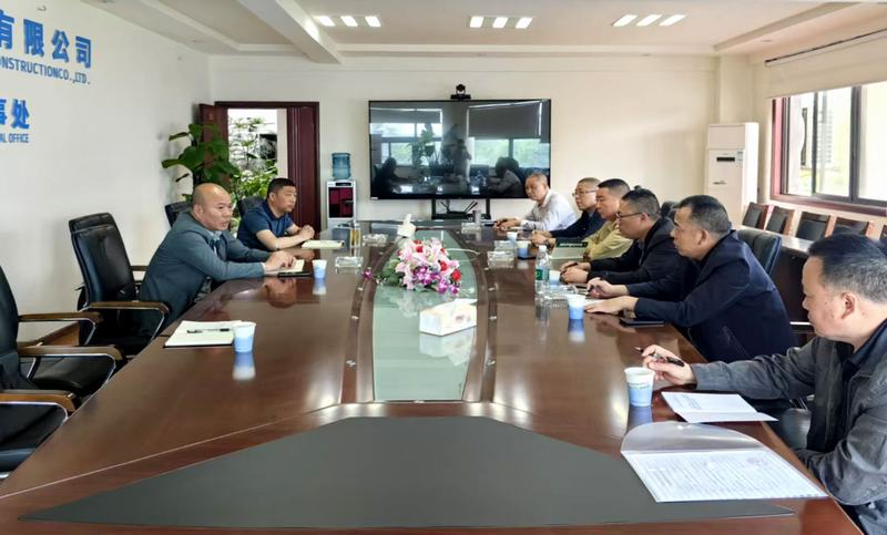 鄒世界一行赴都江堰開展倉庫消防安全、防汛安全檢查